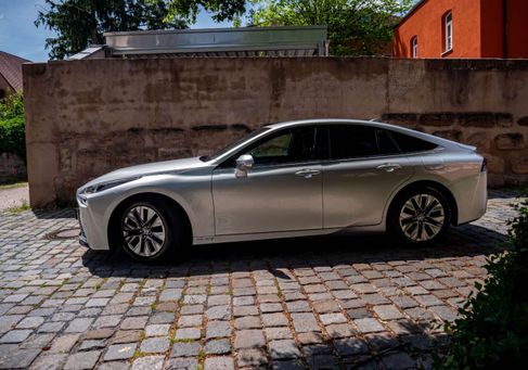 Toyota Mirai, 2022