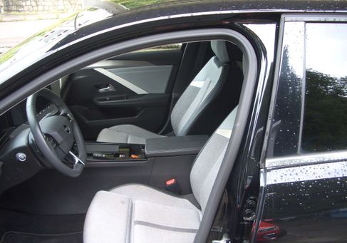 Opel Astra, 2022
