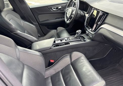 Volvo V60, 2021
