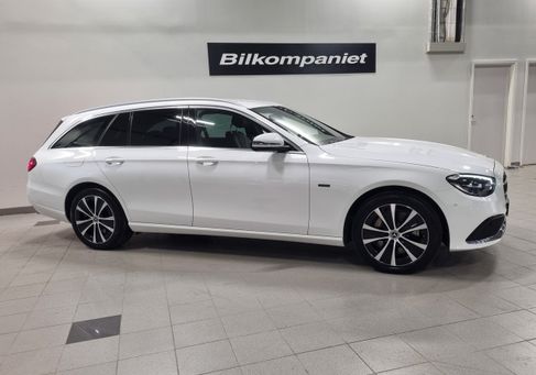 Mercedes-Benz E 300, 2021 3