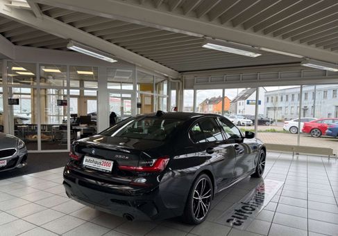 BMW 330, 2019