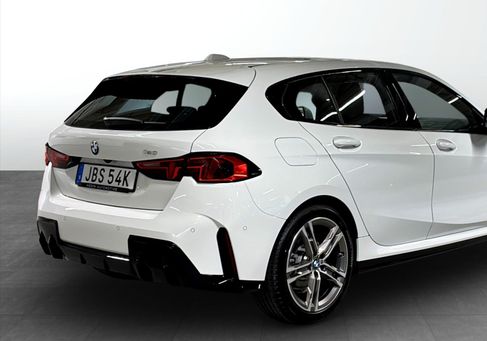 BMW 120, 2026 2