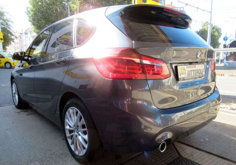 BMW 225, 2020
