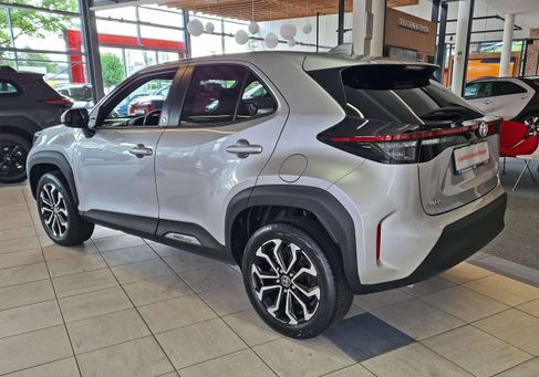 Toyota Yaris Cross, 2022 3
