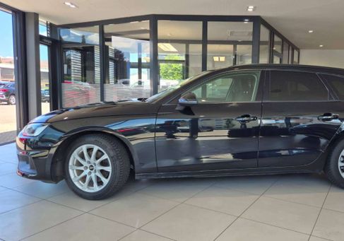 Audi A4, 2022