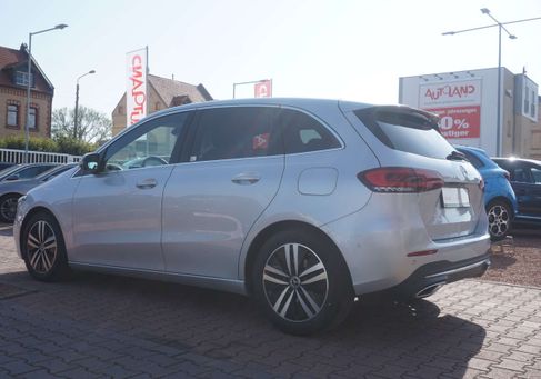 Mercedes-Benz B 180, 2019