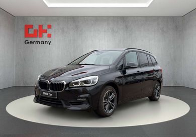 BMW 216, 2019