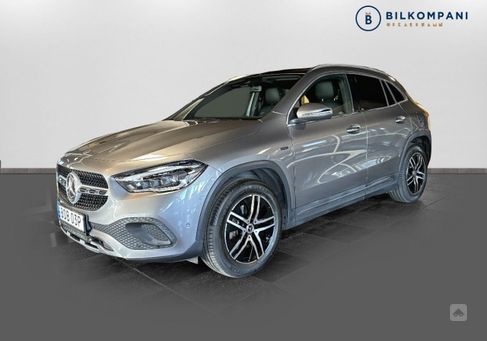 Mercedes-Benz GLA 250, 2021