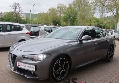 Alfa Romeo Giulia, 2017
