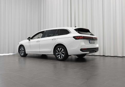 Volkswagen Passat Variant, 2025 3