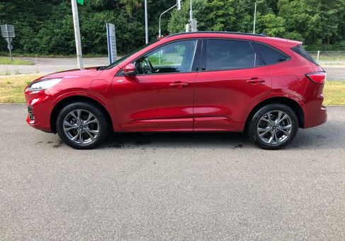 Ford Kuga, 2022