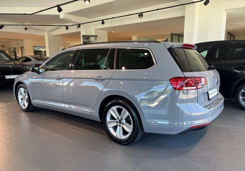 Volkswagen Passat Variant, 2022 3