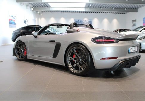 Porsche 718, 2025