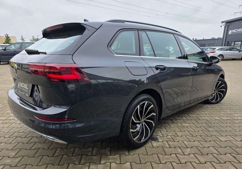 Volkswagen Golf, 2022