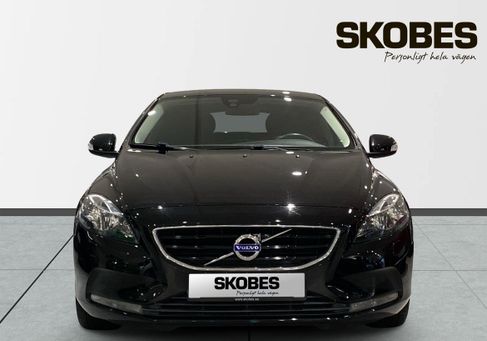Volvo V40, 2016