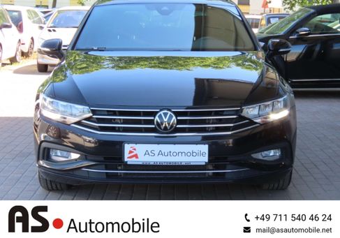 Volkswagen Passat, 2022