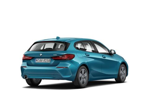 BMW 118, 2022