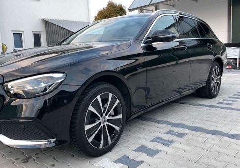 Mercedes-Benz E 300, 2020