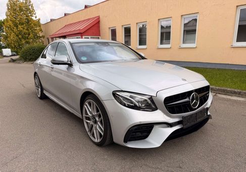 Mercedes-Benz E 400, 2018 3