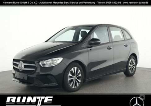 Mercedes-Benz B 180, 2020