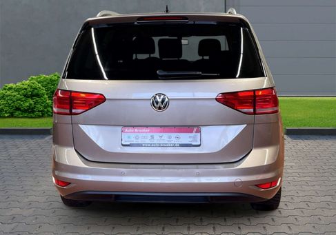 Volkswagen Touran, 2018 3
