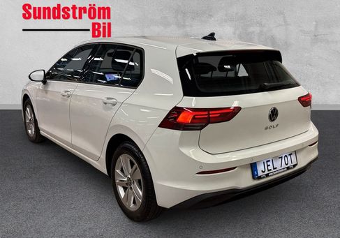 Volkswagen Golf, 2021 3