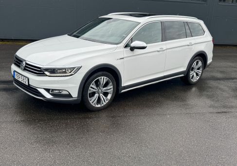 Volkswagen Passat, 2016