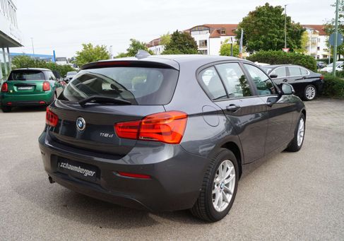 BMW 118, 2018