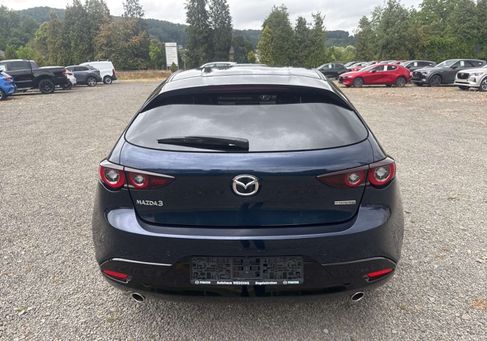 Mazda 3, 2025