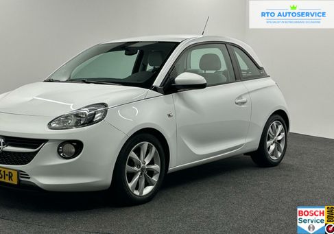 Opel Adam, 2015