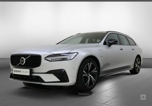 Volvo V90, 2022