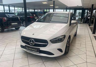 Mercedes-Benz B 180, 2024