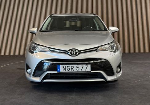 Toyota Avensis, 2016