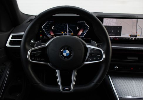 BMW 330, 2025 2
