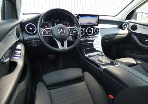 Mercedes-Benz GLC 200, 2022