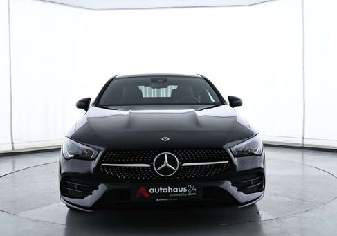 Mercedes-Benz CLA 180, 2023