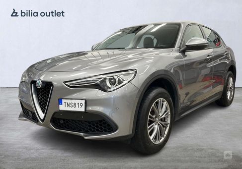 Alfa Romeo Stelvio, 2017