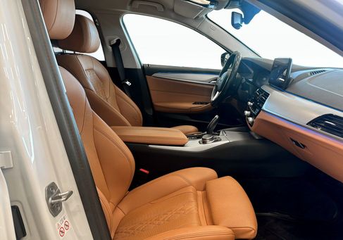 BMW 530, 2023