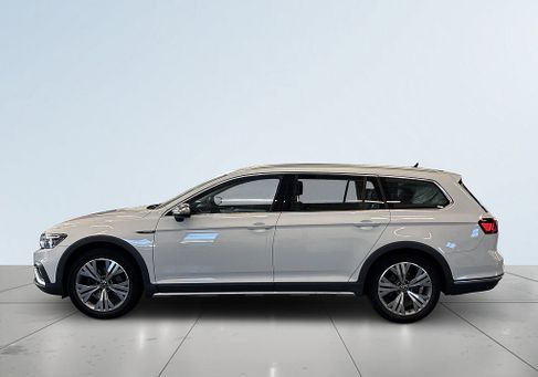 Volkswagen Passat, 2021