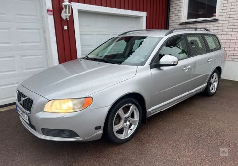 Volvo V70, 2009