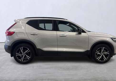 Volvo XC40, 2025 3