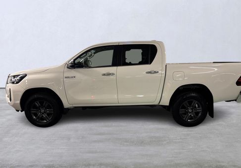 Toyota Hilux, 2023