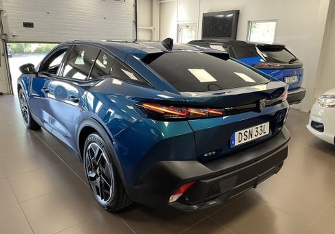 Peugeot 408, 2022