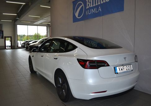 Tesla Model 3, 2023 3