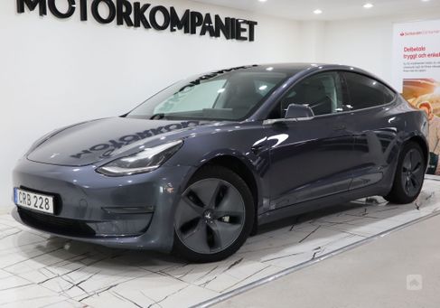 Tesla Model 3, 2020