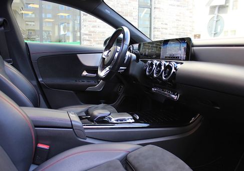 Mercedes-Benz CLA 200 Shooting Brake, 2020