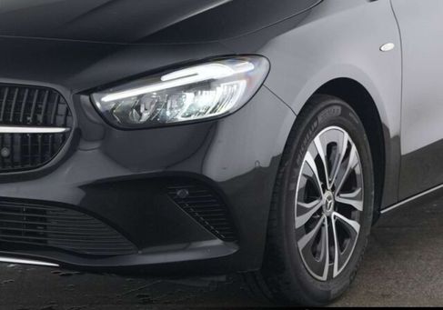 Mercedes-Benz B 250, 2025 2