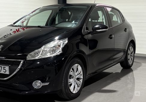 Peugeot 208, 2014