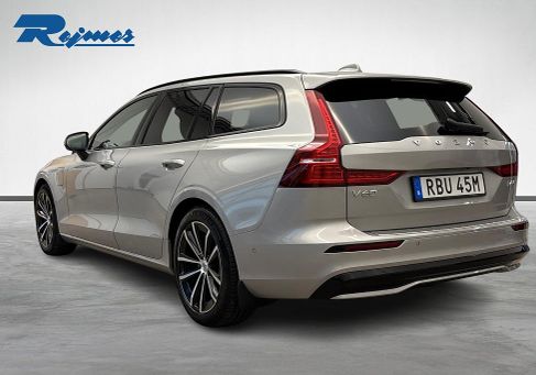 Volvo V60, 2025 3