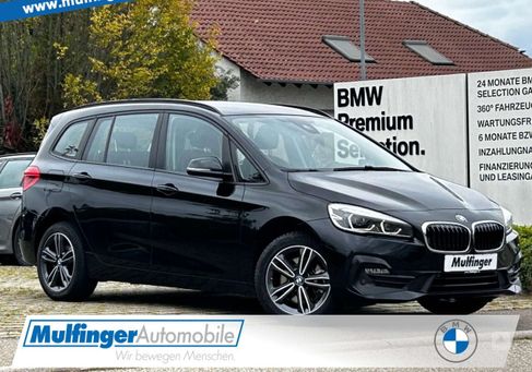 BMW 218, 2021